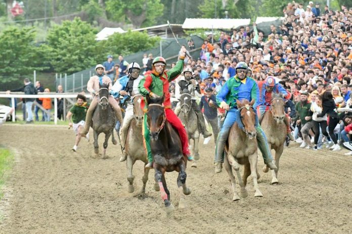 Palio di Fucecchio: vince Sant'Andrea