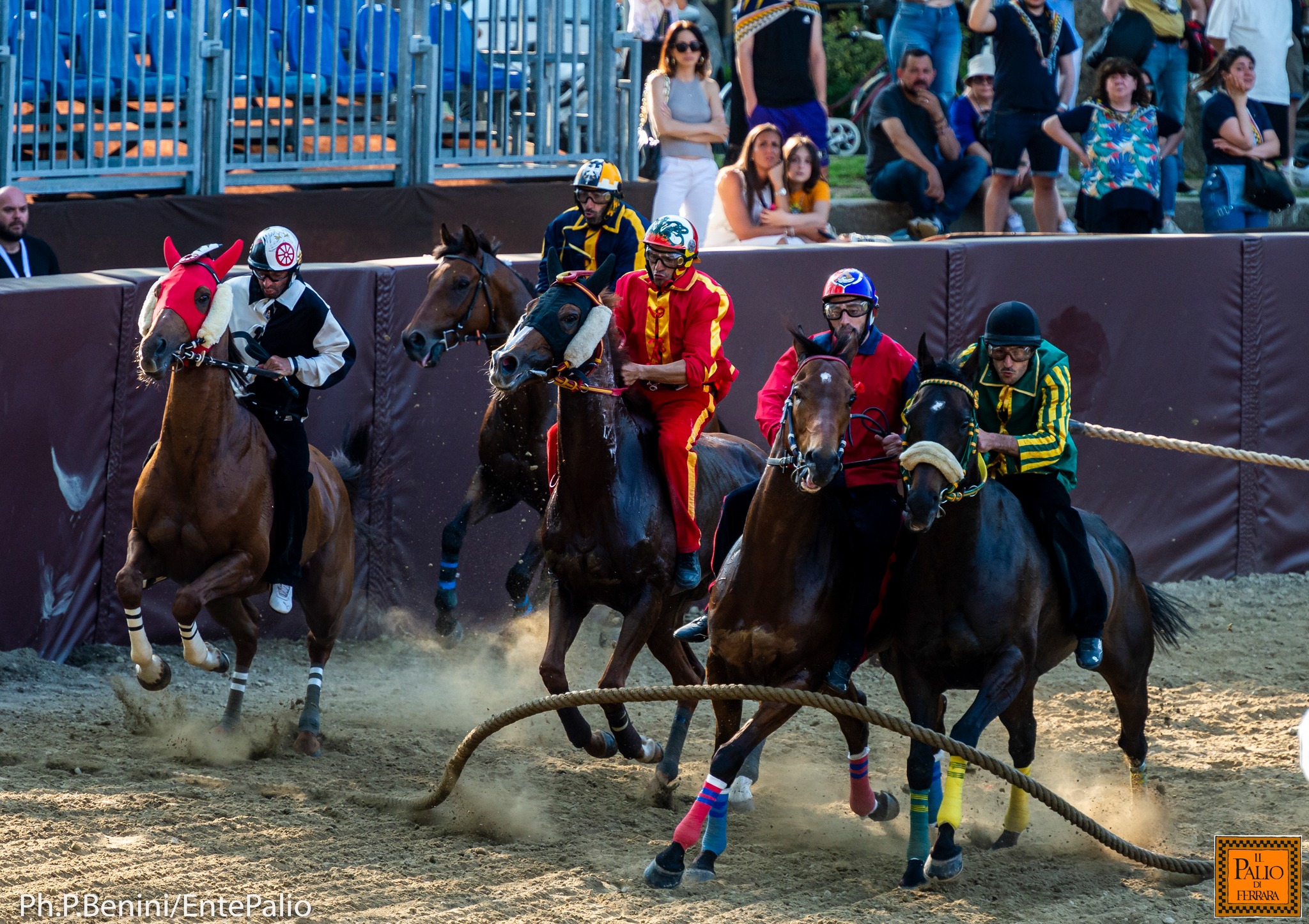 Ferrara: questa sera il palio