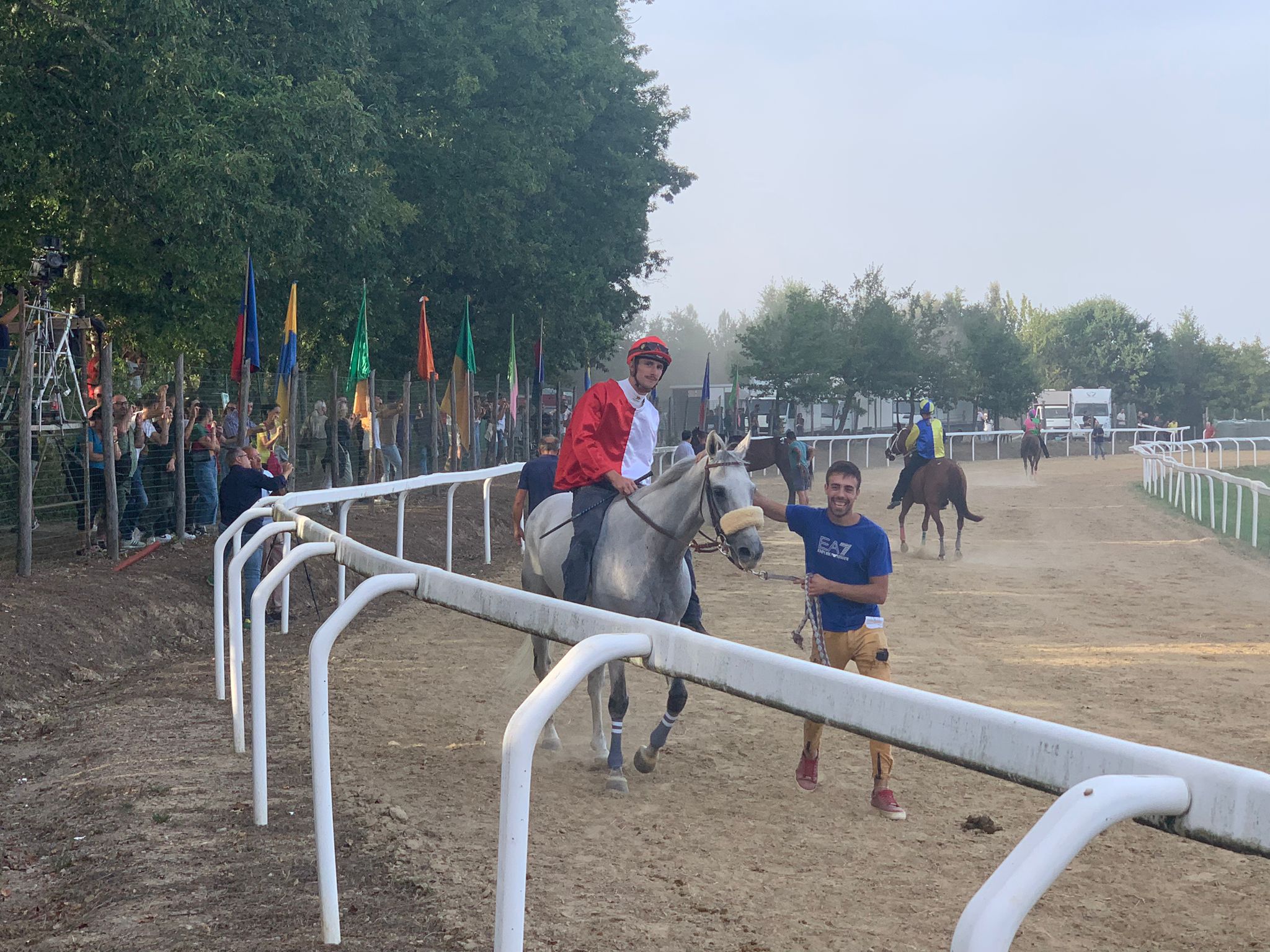 Gran Premio dei Rioni di Monticiano: vince Piazza con Mattia Chiavassa e Uan King