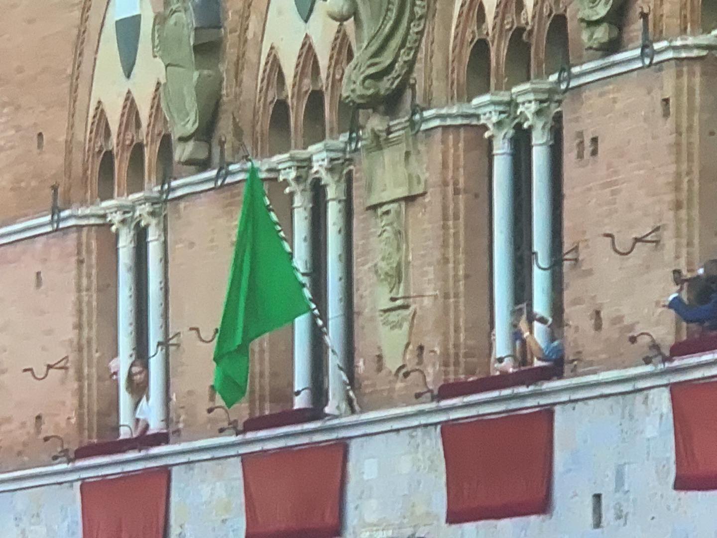 Bandiera verde: Palio rinviato