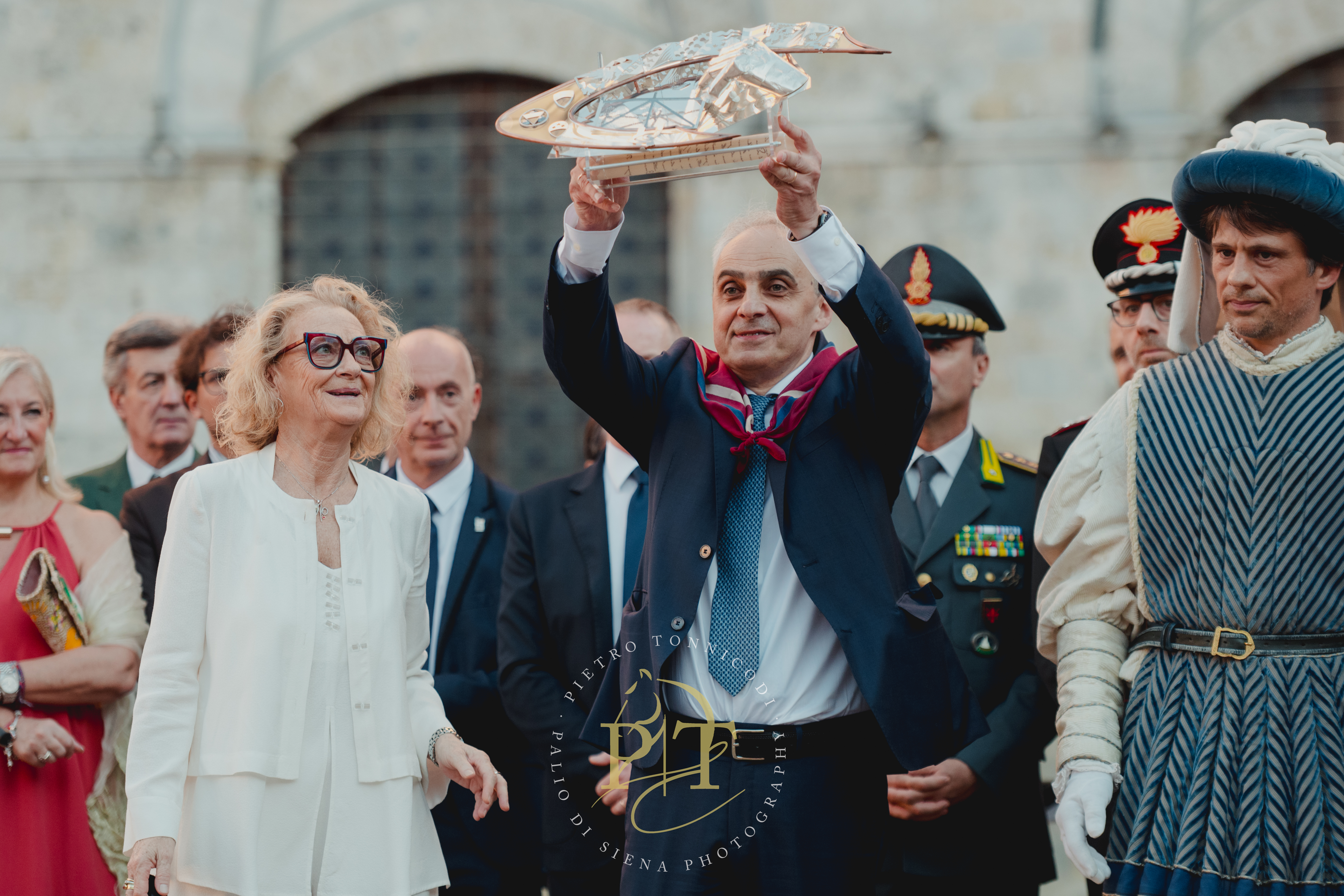 Consegnato il Masgalano 2026 alla Contrada della Torre