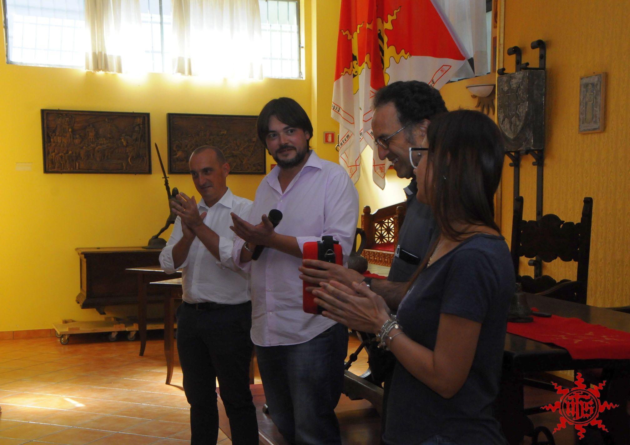 Legnano: la Contrada San Bernardino ha riaperto il Maniero