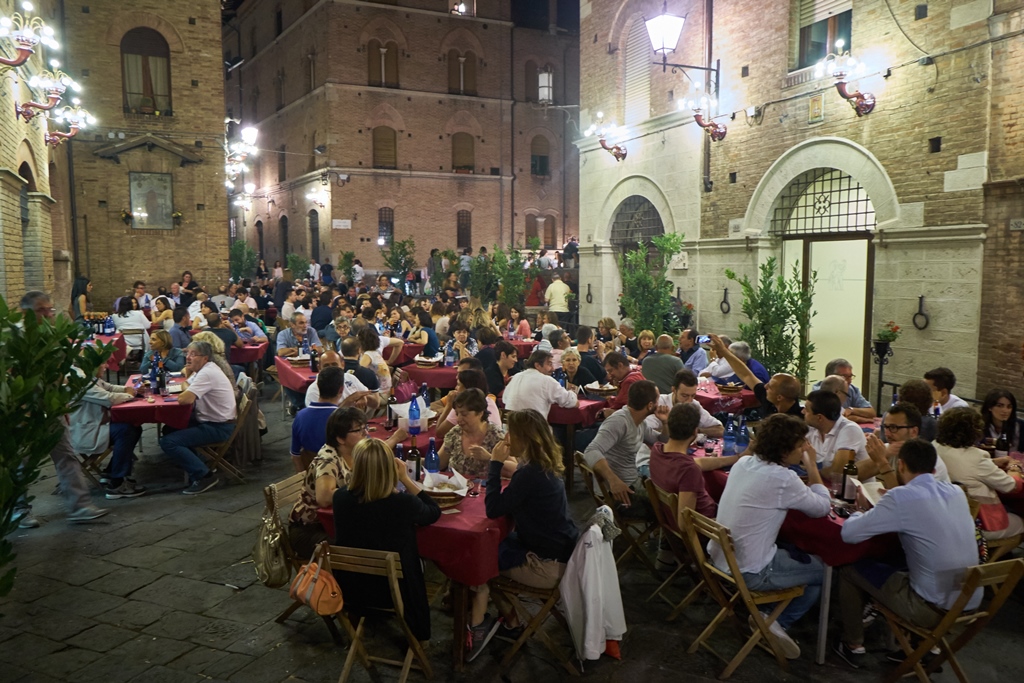 Torre: da domani torna il Mangiaebevi