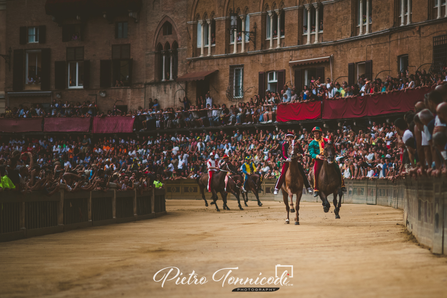 Palio 16 agosto 2018: ecco gli ordini di entrata ai canapi per le prove