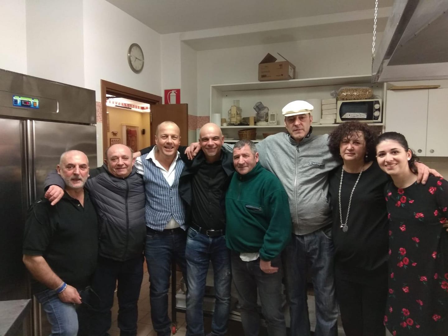 Contrada San Bernardino: grande successo per la cena sarda