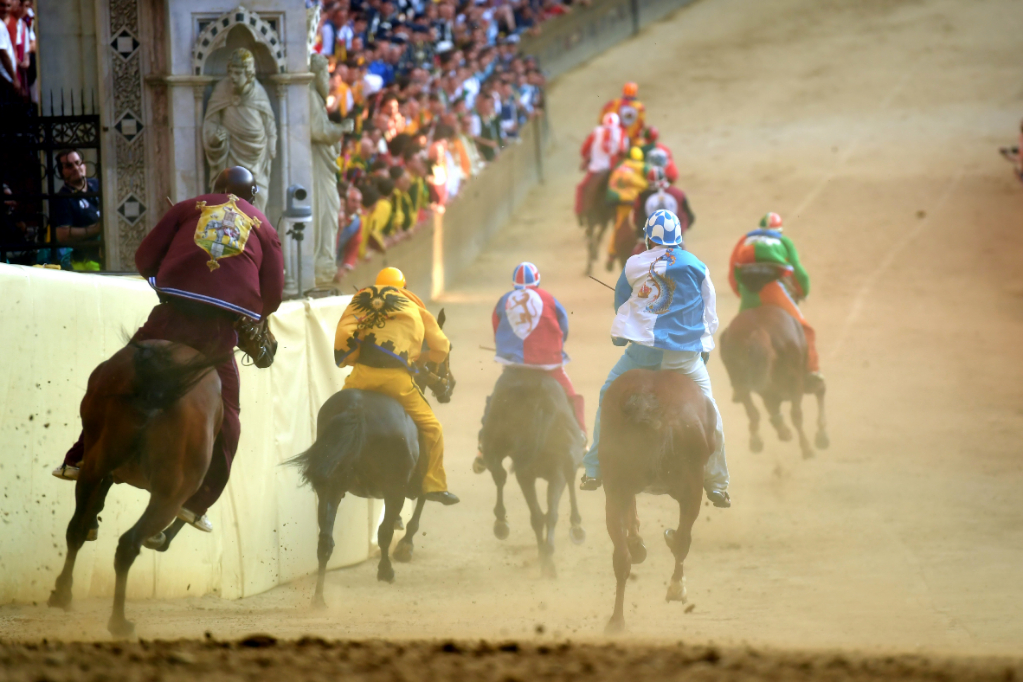 Palio 16 agosto 2019: le prime ipotesi sulle monte delle dieci Contrade