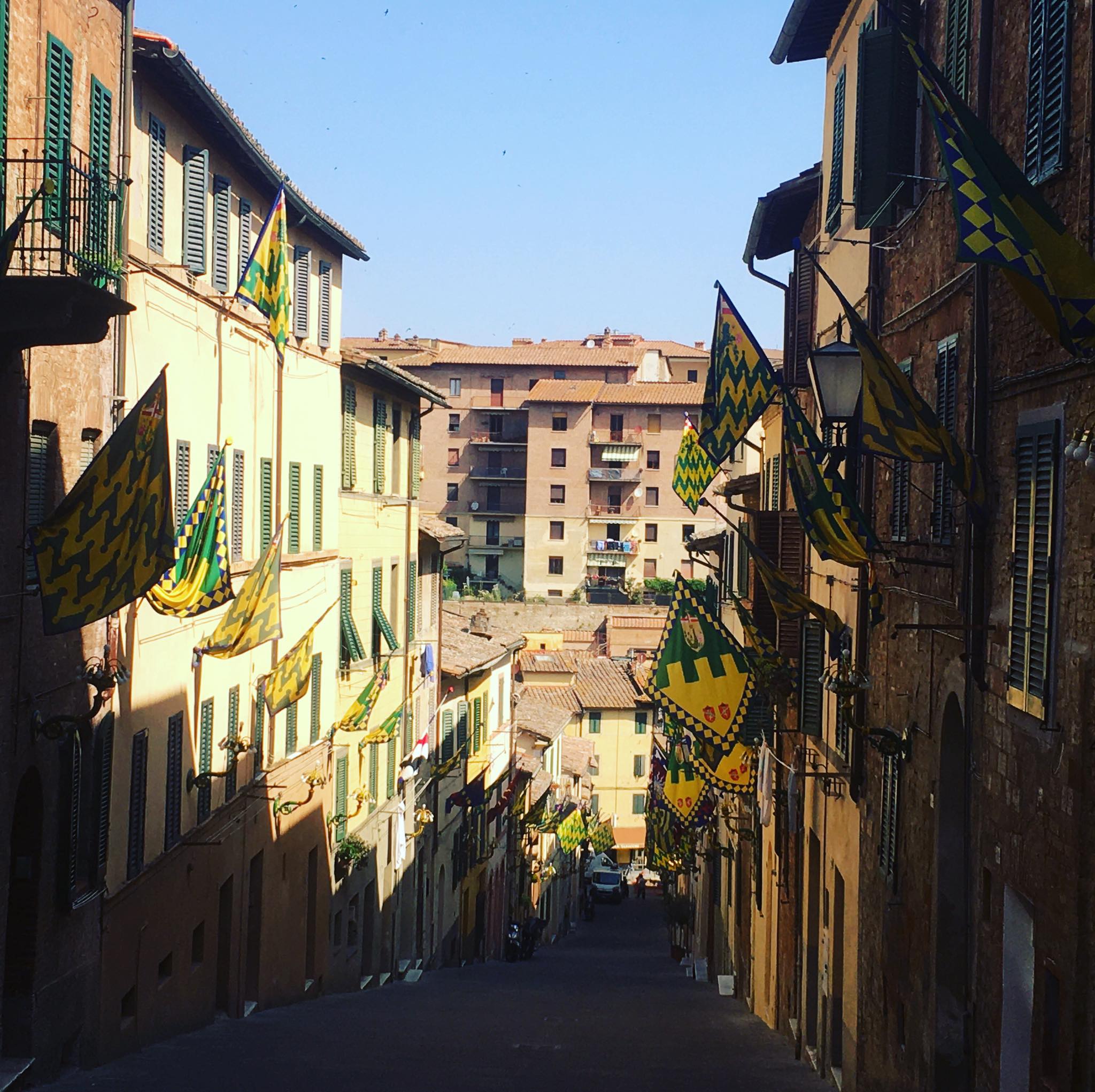 La nostra passeggiata nel rione del Bruco