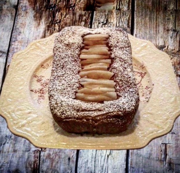 Pane, amore e chiacchiere di Palio: plumcake con pere e vino rosso toscano