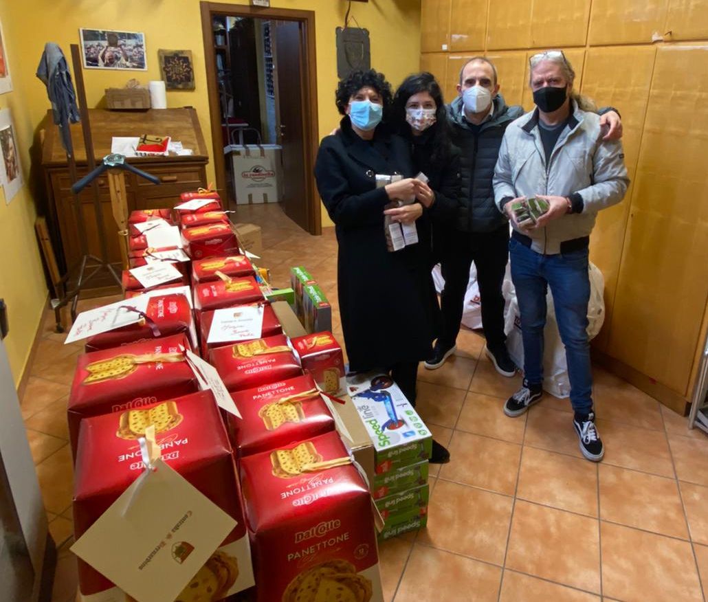 Legnano: la Contrada San Bernardino partecipa alla spesa solidale