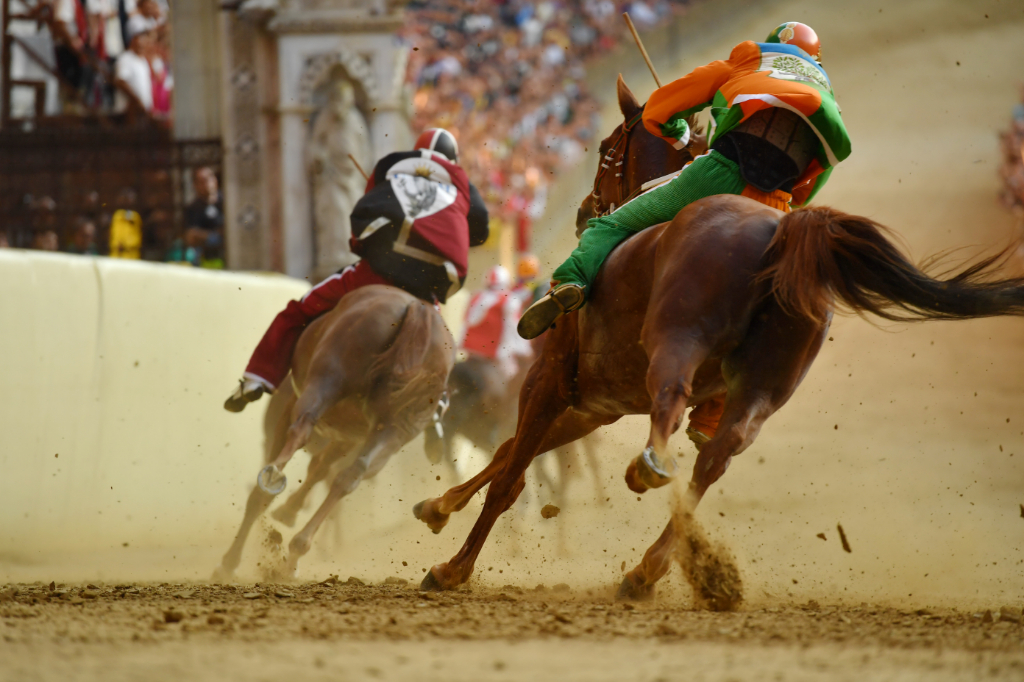 Online su Telegram un sondaggio sulla fattibilità del Palio Straordinario