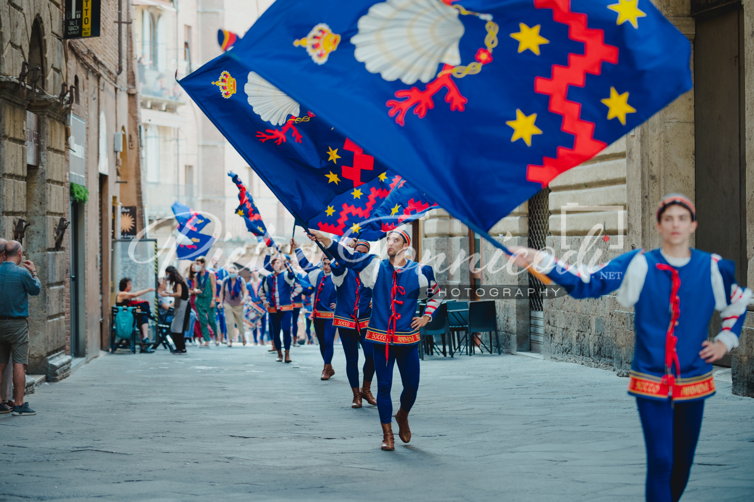 Nicchio: la fotogallery del Giro di Onoranze