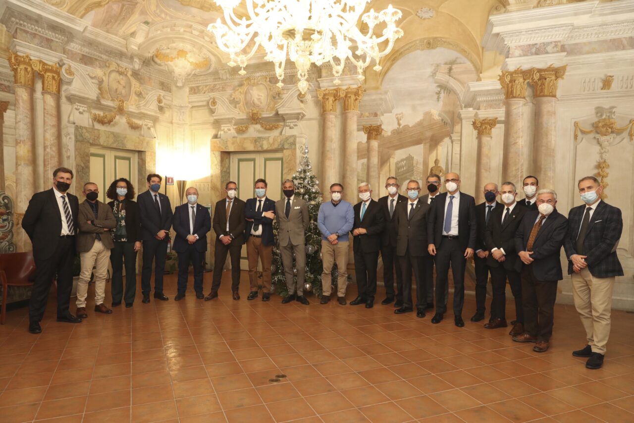Oggi i 17 Priori hanno incontrato i vertici della Fondazione Mps