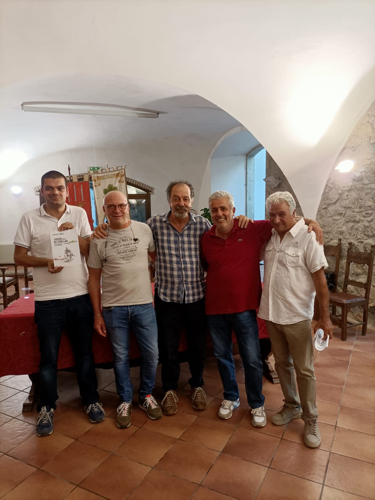 Ieri abbiamo presentato il nostro libro a Castel del Piano