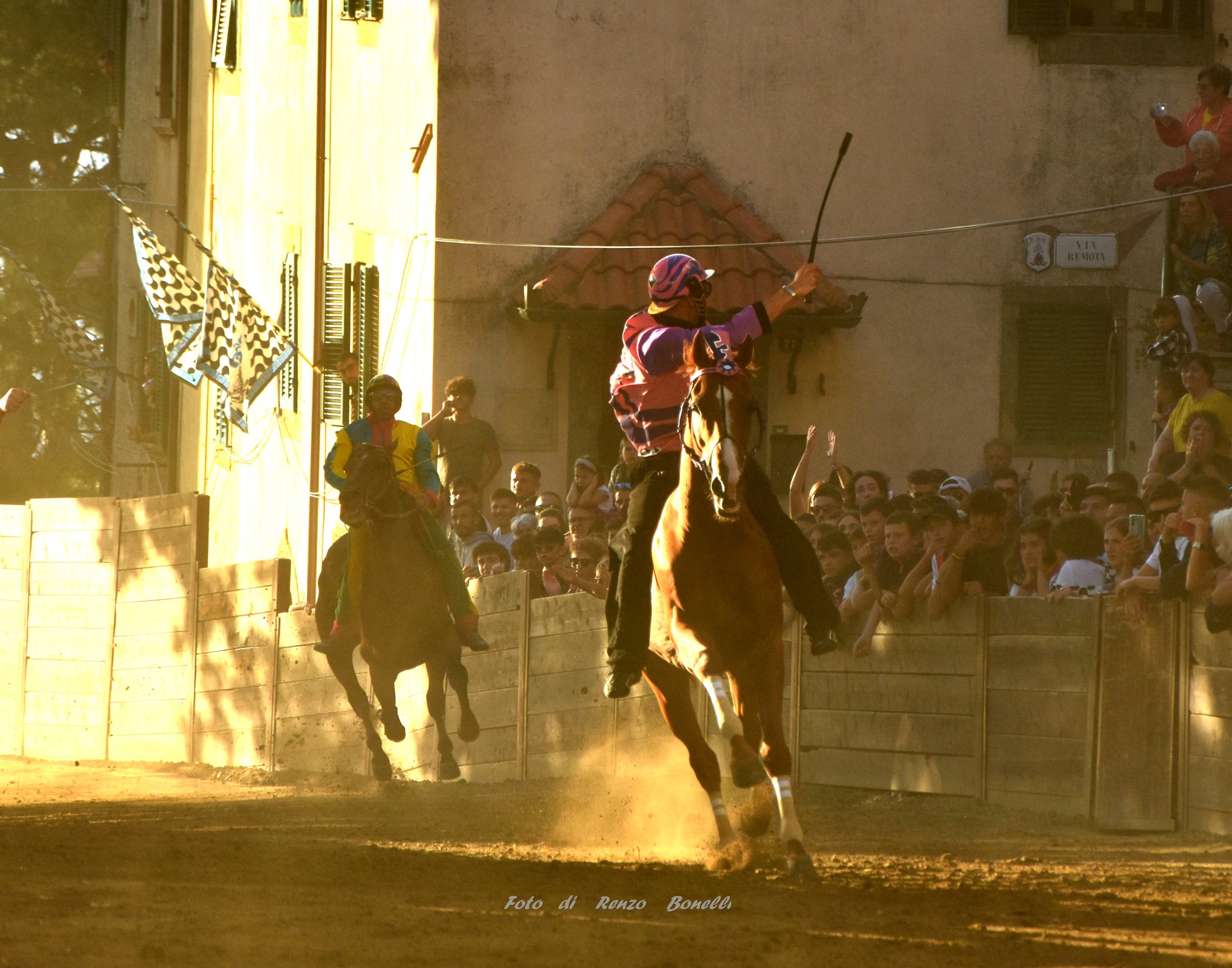palio di Castel del Piano: vince Borgo