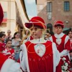 Palio 16 agosto 2023: la fotogallery del Corteo dei Ceri e dei Censi